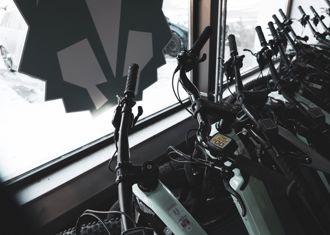 2025-11-25-huskirentals-006